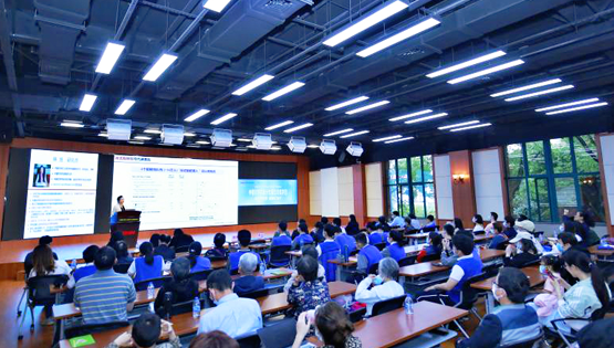 營養(yǎng)與健康所舉行“百年復興路 科學正當時”公眾科學日系列活動